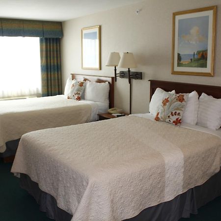 Baraga Lakeside Inn מראה חיצוני תמונה