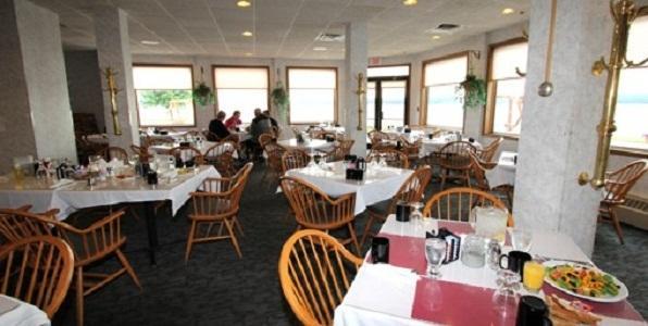 Baraga Lakeside Inn מראה חיצוני תמונה
